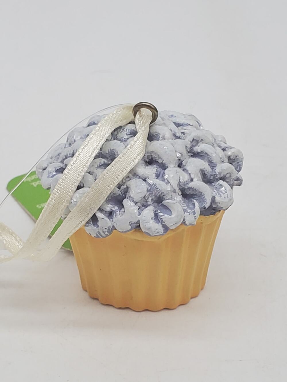Ornament - Flowerly Cupcake